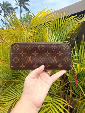 Louis Vuitton monogram Clemence wallet